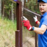 Bescherm je tuin tijdens een verbouwing: handige tips voor het gebruik van bouwhekken